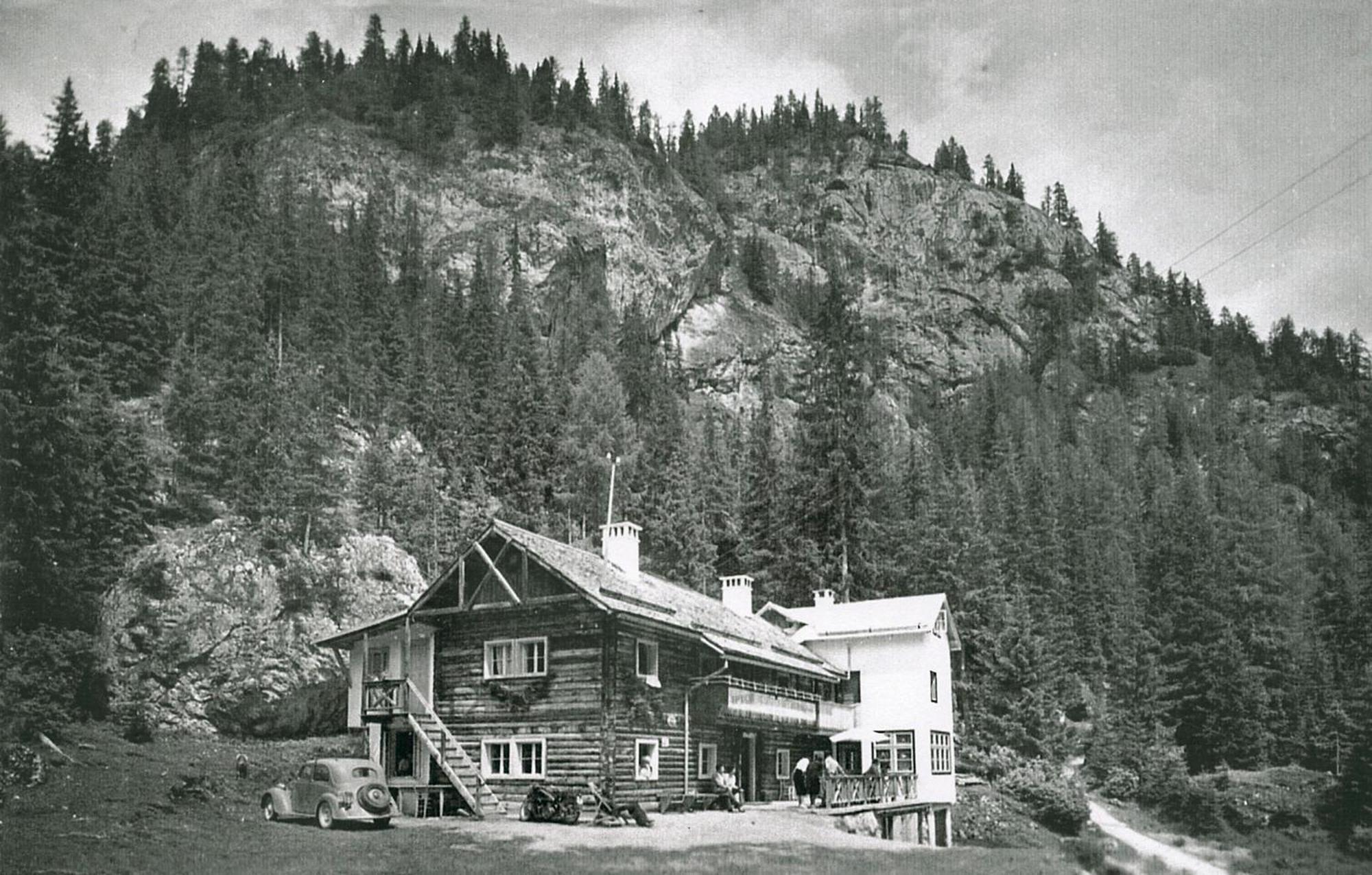 Hotel Villetta Maria Cottage Canazei Eksteriør billede