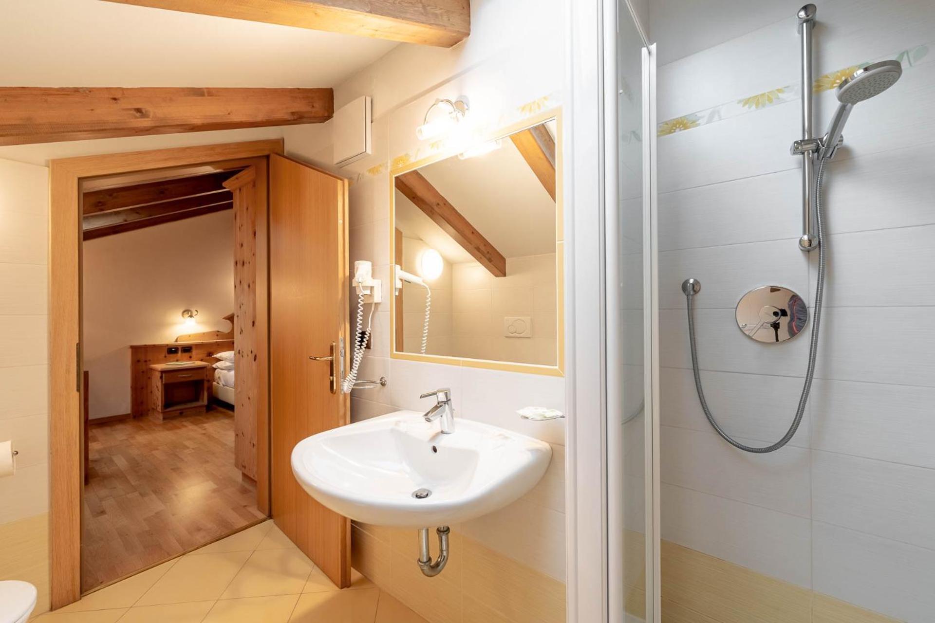 Hotel Villetta Maria Cottage Canazei Eksteriør billede