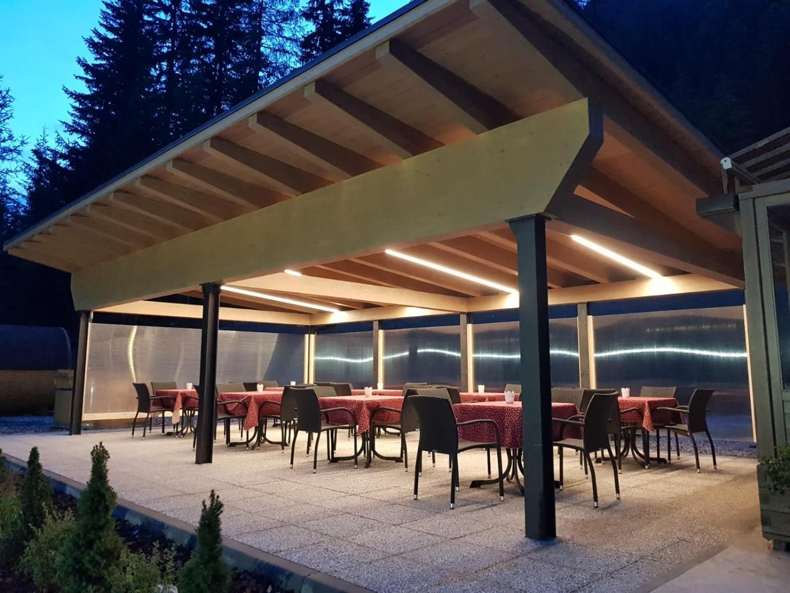 Hotel Villetta Maria Cottage Canazei Eksteriør billede